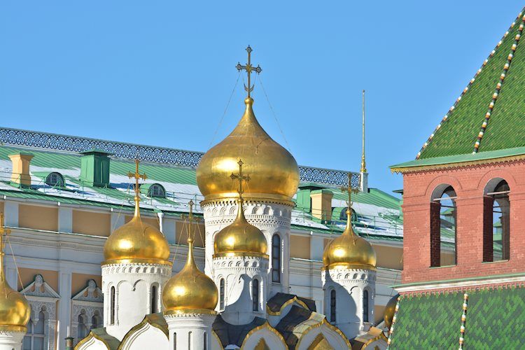 亚洲股市：即便标普500指数强劲上涨，但亚太股市表现不佳，日经225指数因感恩节休市